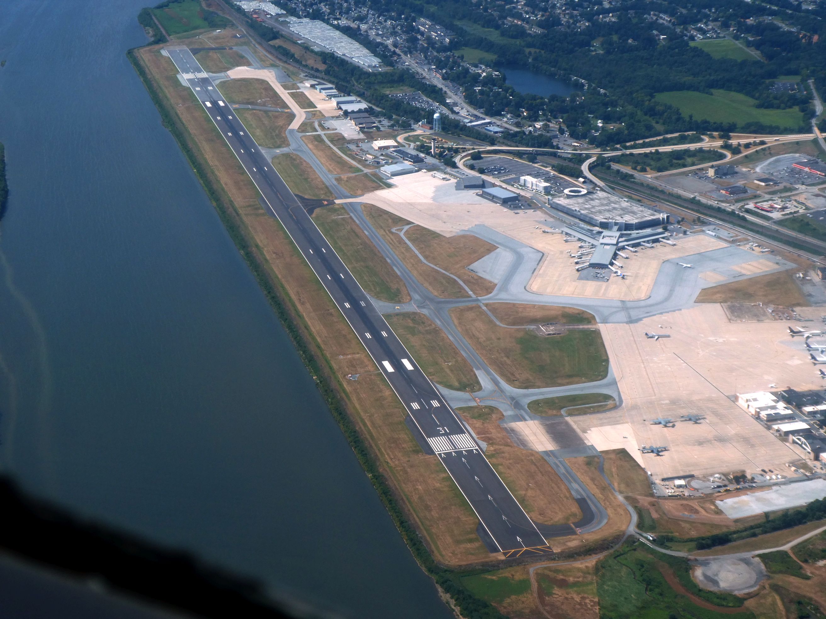 MDT Harrisburg International Airport 30643 SkyVector   P1020570.JPG