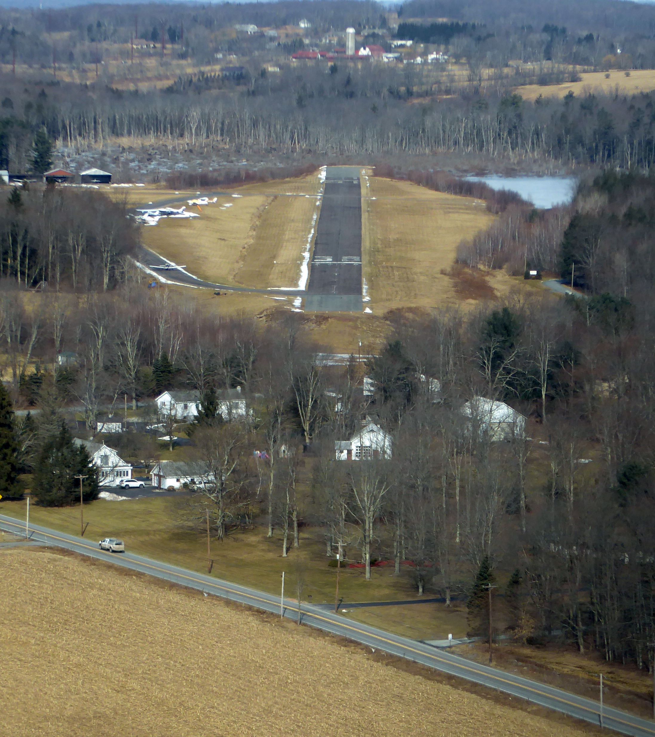 Cherry Ridge Airport, PA SkyVector