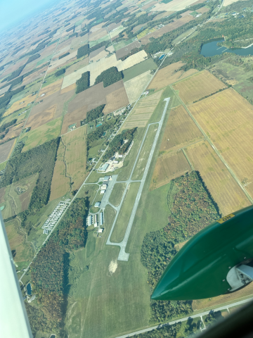 Defiance Memorial Airport