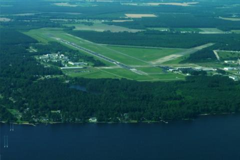 EDE - Northeastern Regional Airport (35612)