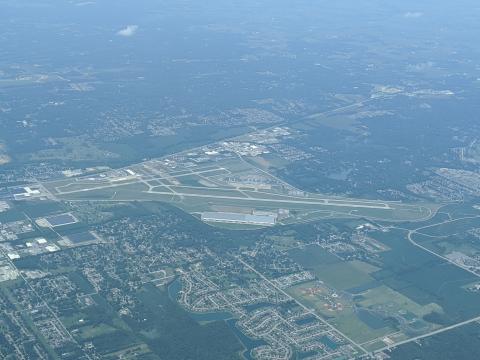 View of KEVV looking NW from 9000'