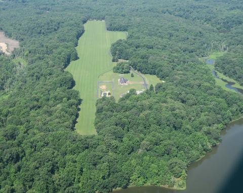 2VA6 Arrowhead Point looking west