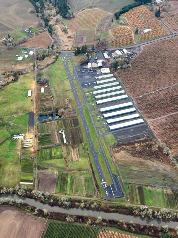 Twin Oaks Airpark