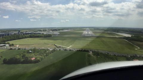 LROP final approach ILS RWY 08R