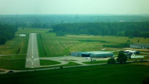 Marine City Airport (76G) - 22 Final Approach