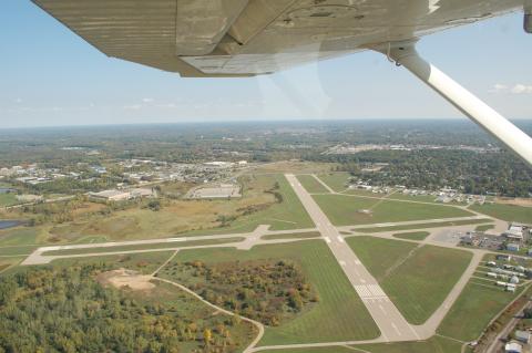 JXN - Jackson County-Reynolds Field Airport (31863)