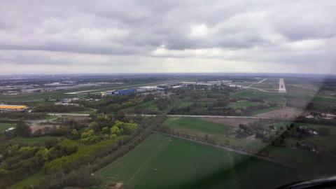 EDDV, Hannover Airport - Final ILS RWY27R