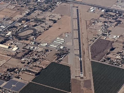 Hanford Municipal Airport KHJO