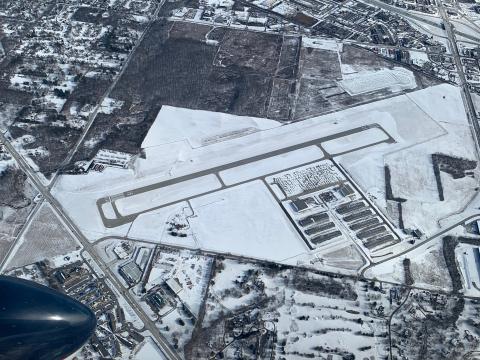 aerial photo of KUMP from 1nm W, winter