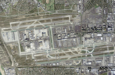 Los_Angeles_International_Airport_satellite_view.png