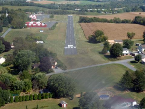 P34 - Mifflintown Airport