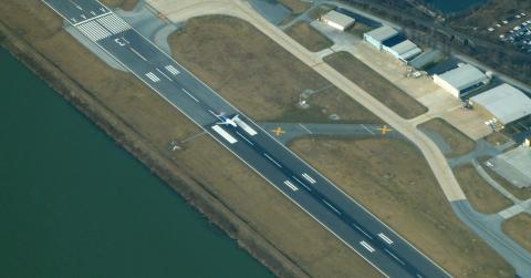 MDT - Harrisburg International Airport (30643)