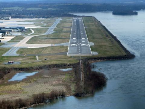 MDT - Harrisburg International Airport (30643)