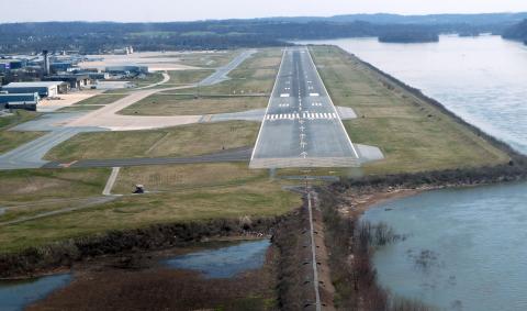 MDT - Harrisburg International Airport (30643)