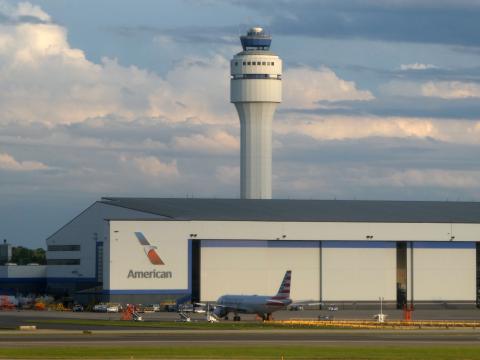 CLT - Charlotte/Douglas International Airport (26409)