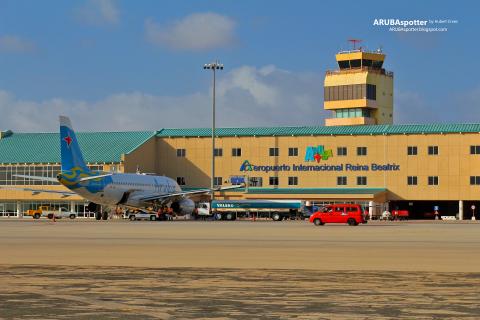 Aeropuerto Internacional Reina Beatrix - Main Terminal (Gate 3) viewed from the ramp