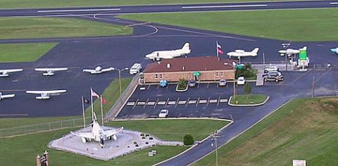 GTO Aviation, m33, Gallatin Sumner County Airport