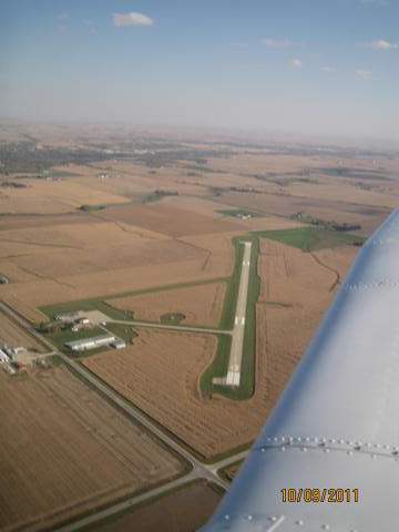 Oelwein Airport