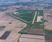 aaerial photo of KGRI Central Neb. Regional (Grand Island) from north
