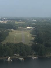 Runway 14 landing at Lake Norman